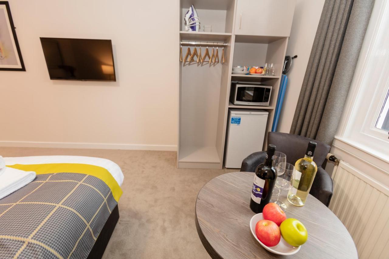 The Dalkeith Hotel By Pillow Exteriör bild